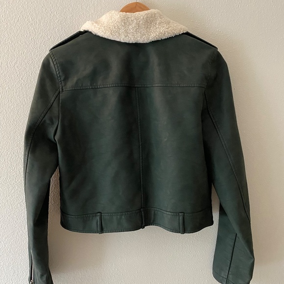 Levi's Sherpa-Trimmed Faux-Leather Moto Jacket MEDIUM - Picture 3 of 10